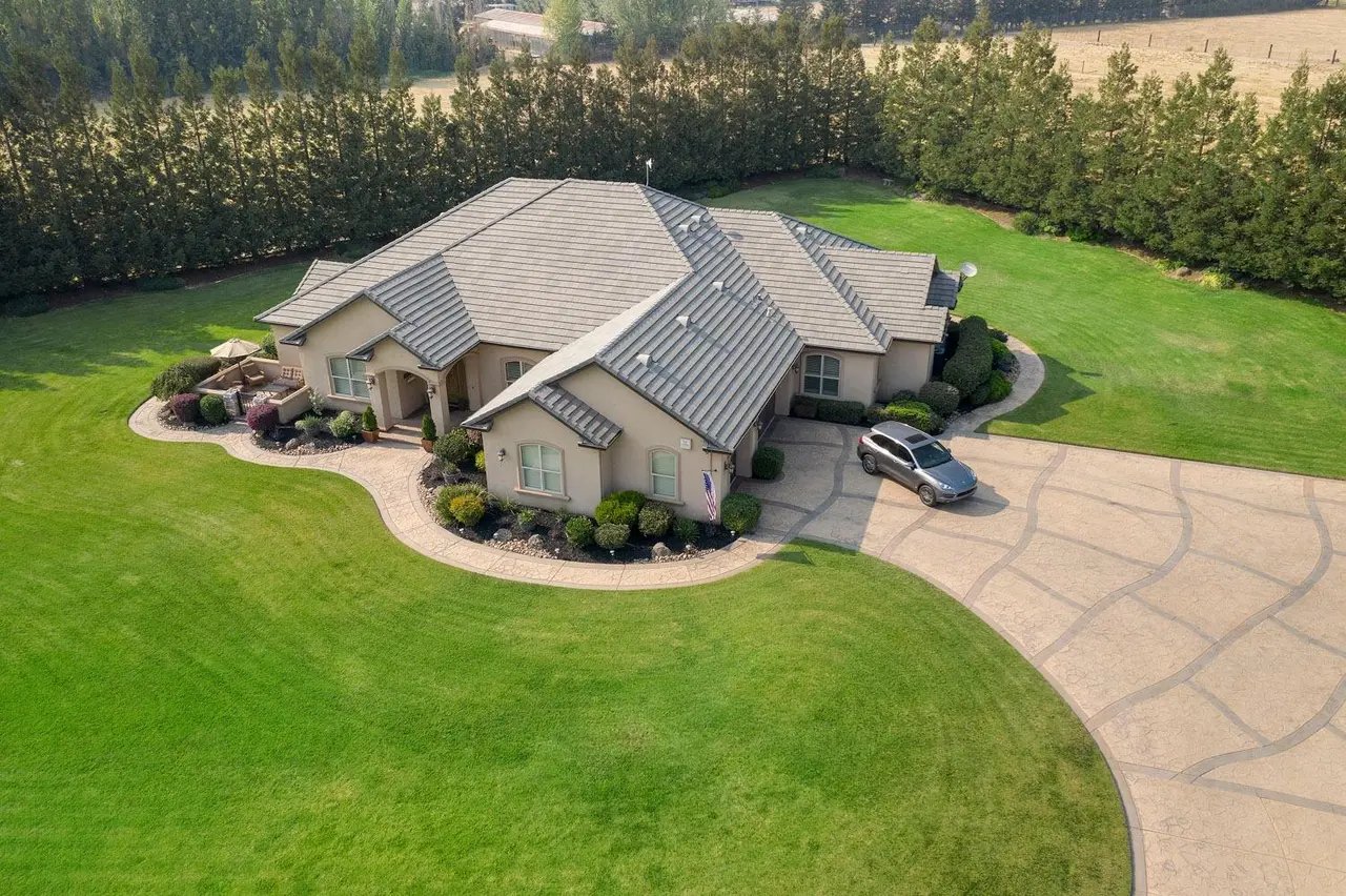 10421 Et Underwood Rd