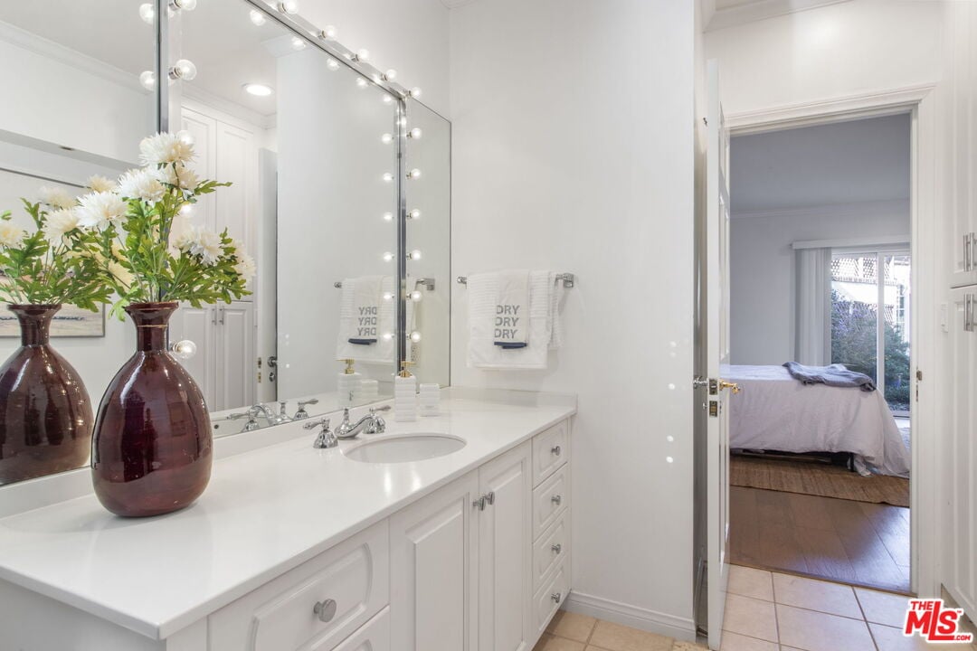 905 Berkeley St, 90403