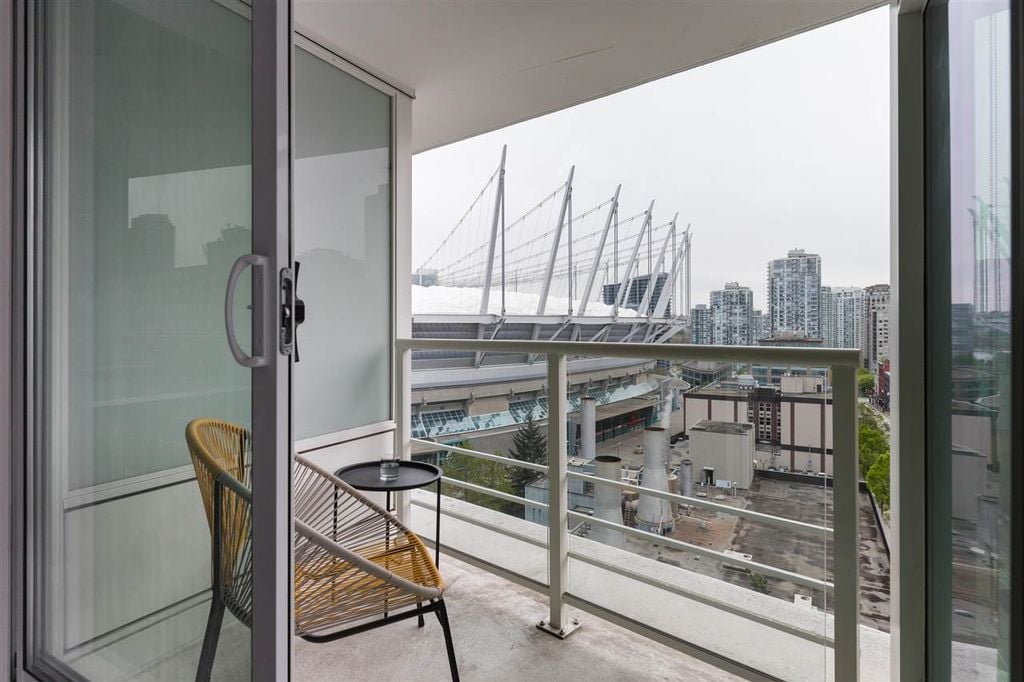 161 W Georgia St, #1508