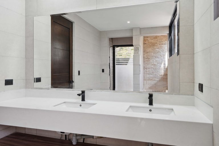 A luxury home that epitomizes coastal elegance
