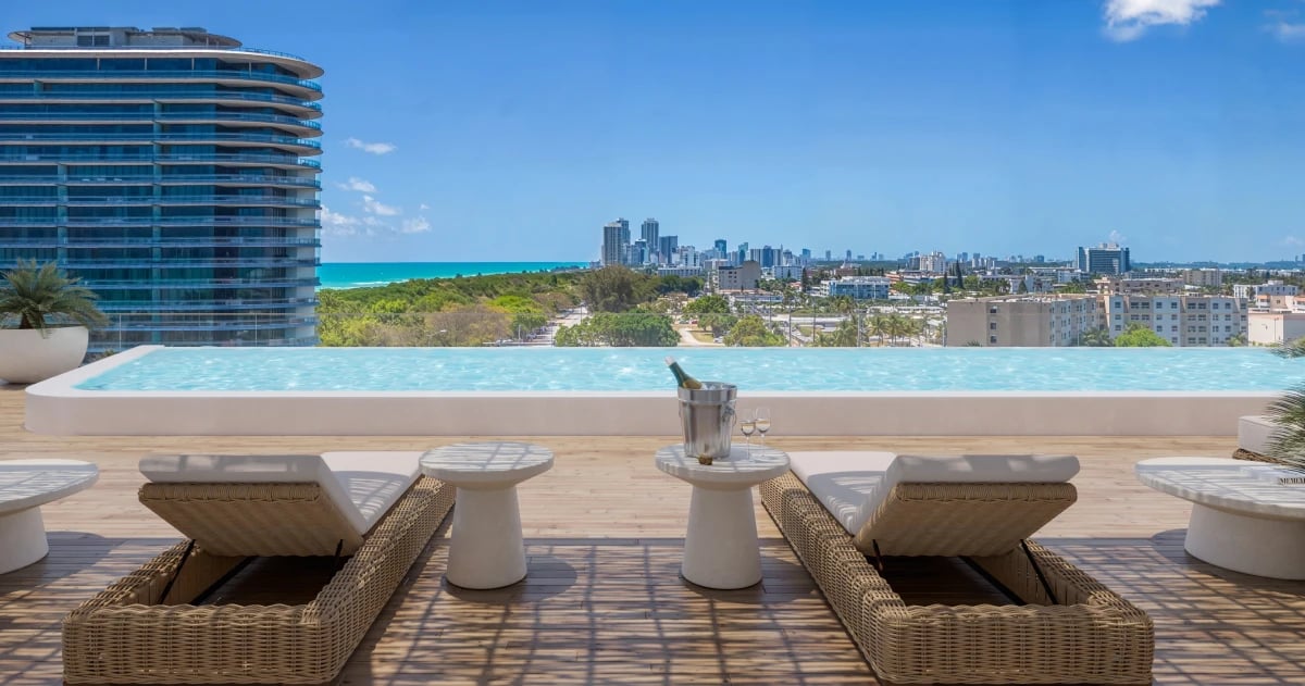 Surf Row Residences