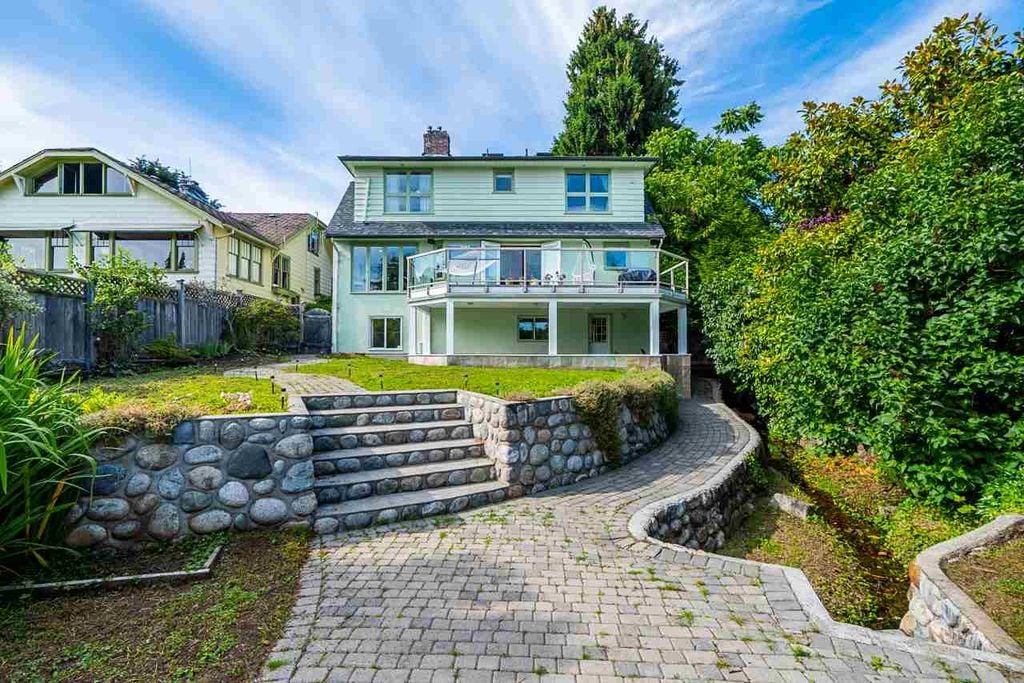 1442 Haywood Ave
