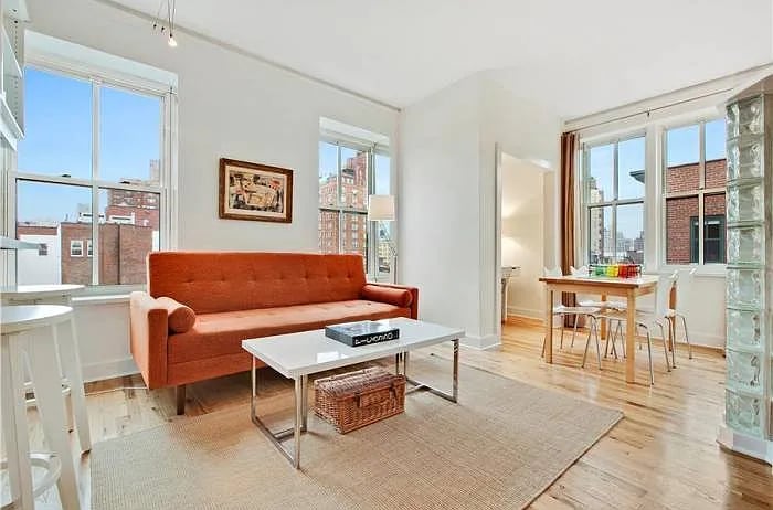99 Bank Street Unit: 7D