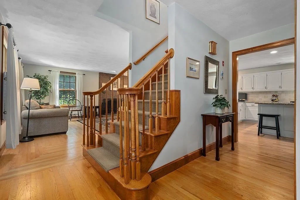 7 Spring Hill Rd