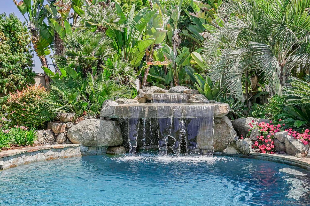 15823 The River Trail
