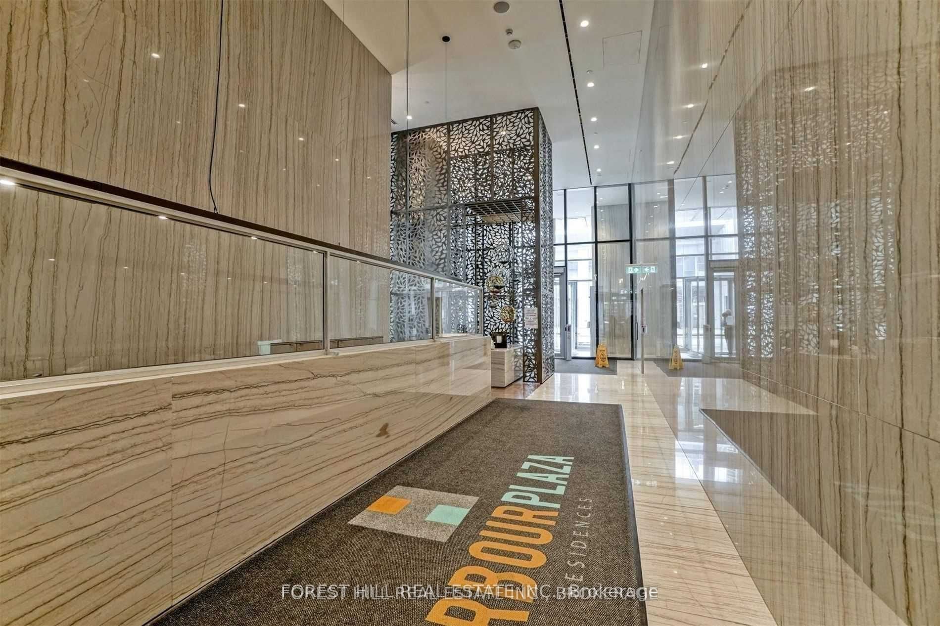 Luxurious Panoramic View Unit