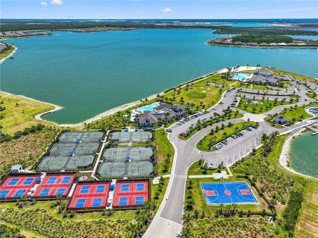 19001 Aqua Shore Dr