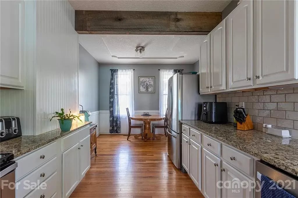 122 Christ School Rd