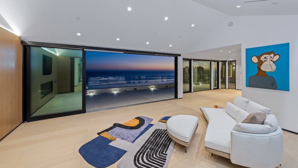 31100 Broad Beach Rd