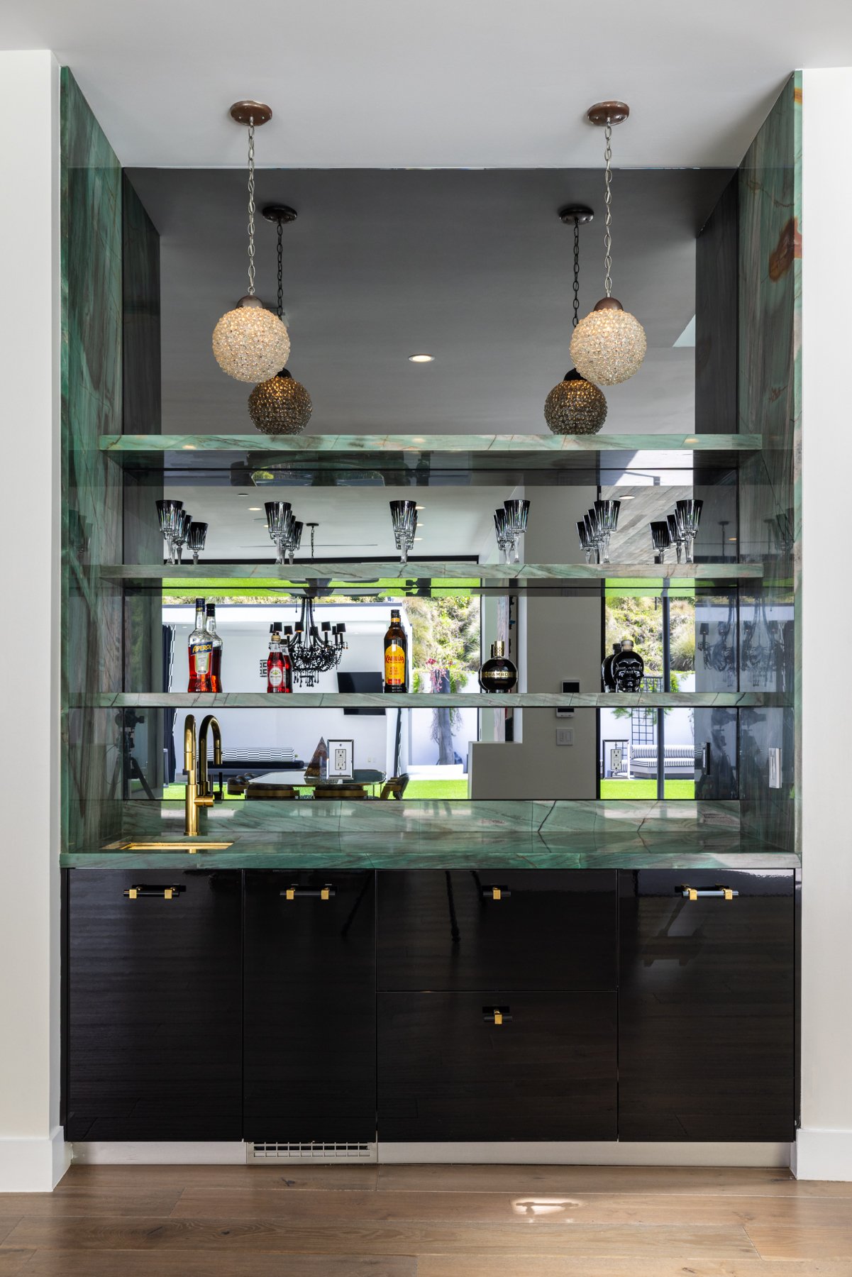 1619 San Ysidro Dr, Beverly Hills