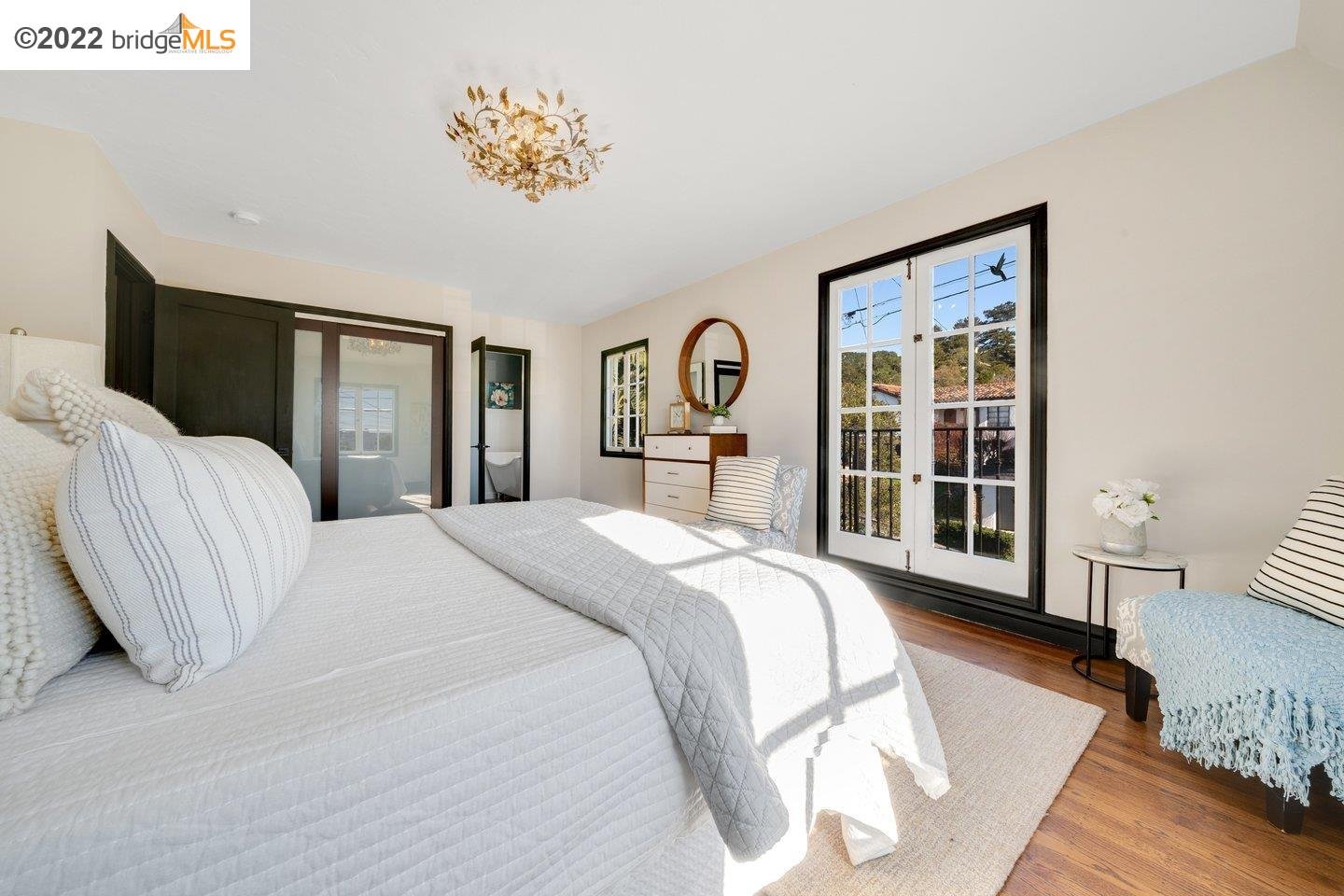 1665 Thousand Oaks Blvd