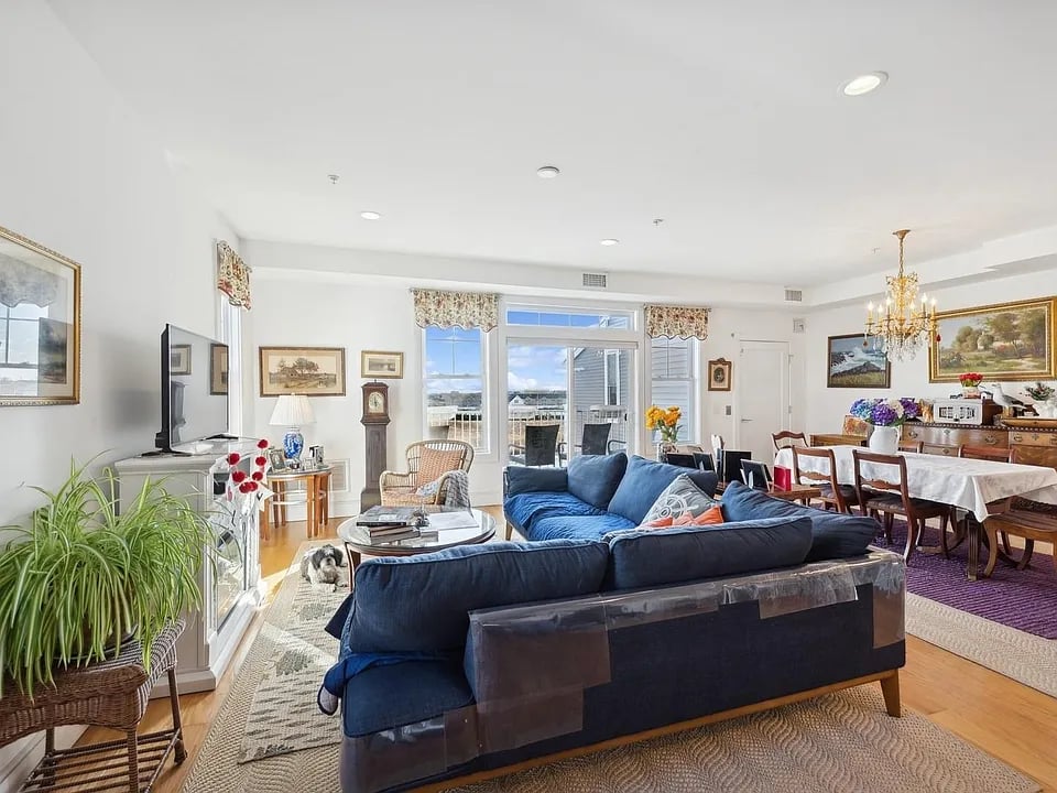 342 Marina Pointe Drive