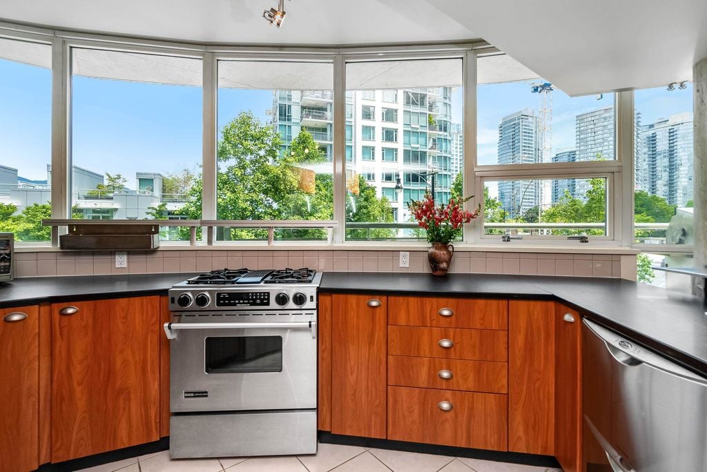 1478 W Hastings St, #309