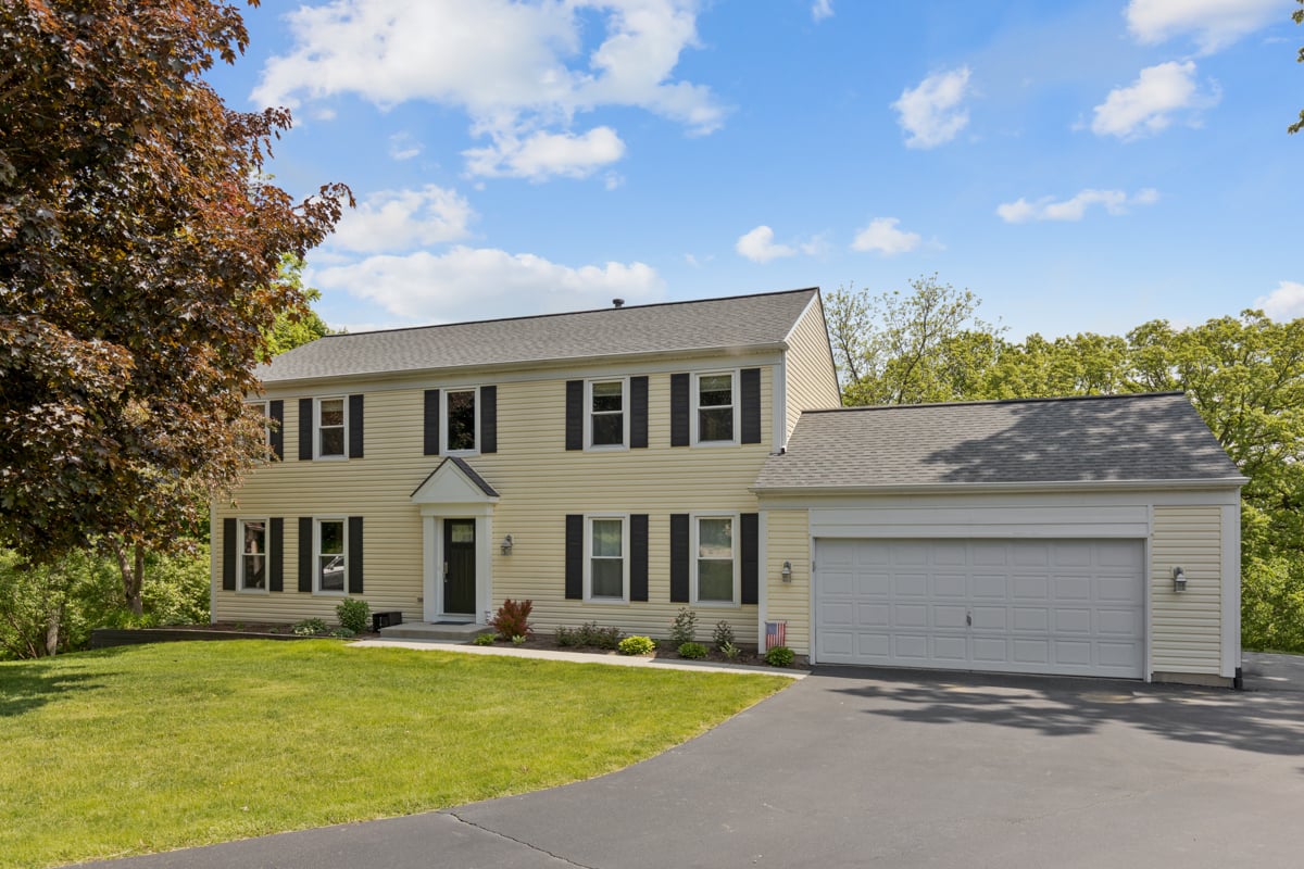 808 Windcrest Ct
