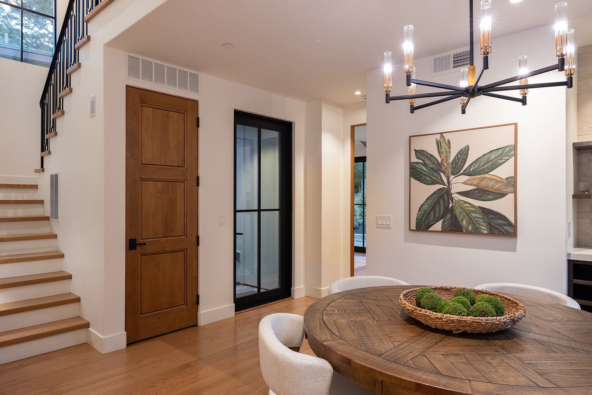 Modern Carmel Haven - Mission 5NW of Santa Lucia