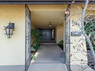 3169 La Mesa Dr