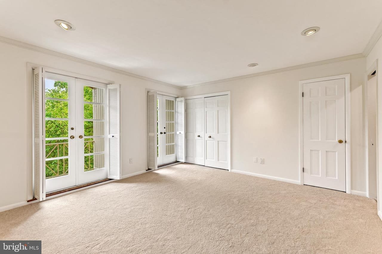 2128 Cathedral Ave NW - Buyer Represented