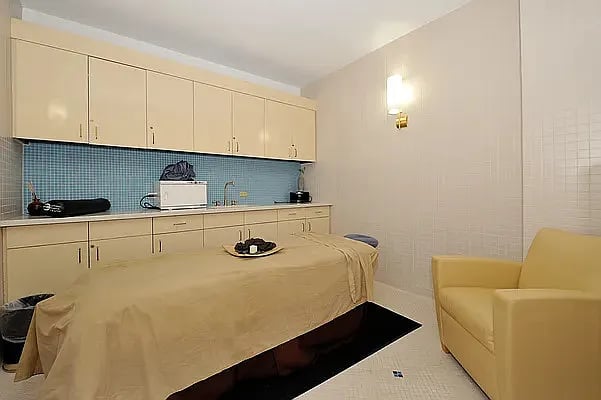 845 United Nations Plaza #56E