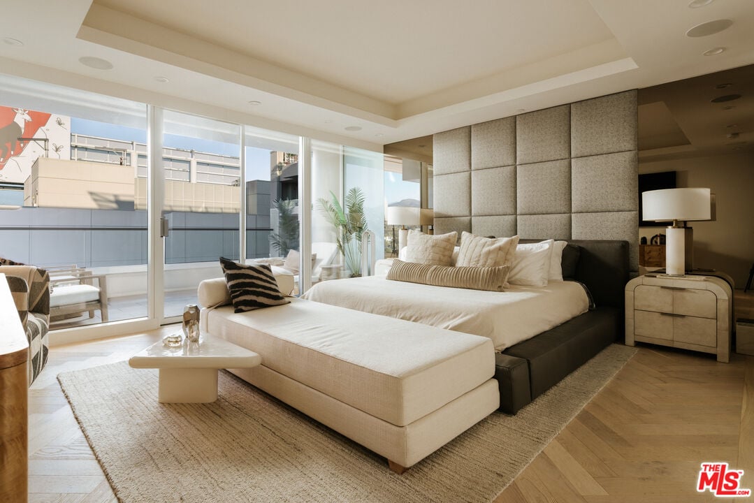 6250 Hollywood Blvd, #14A