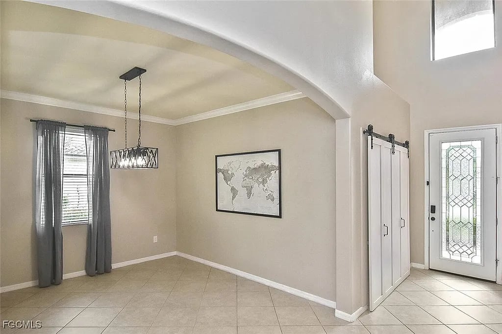 2738 Via Piazza Loop