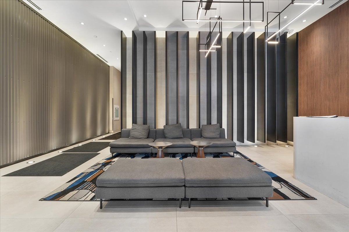 212 King William Street Unit: 513