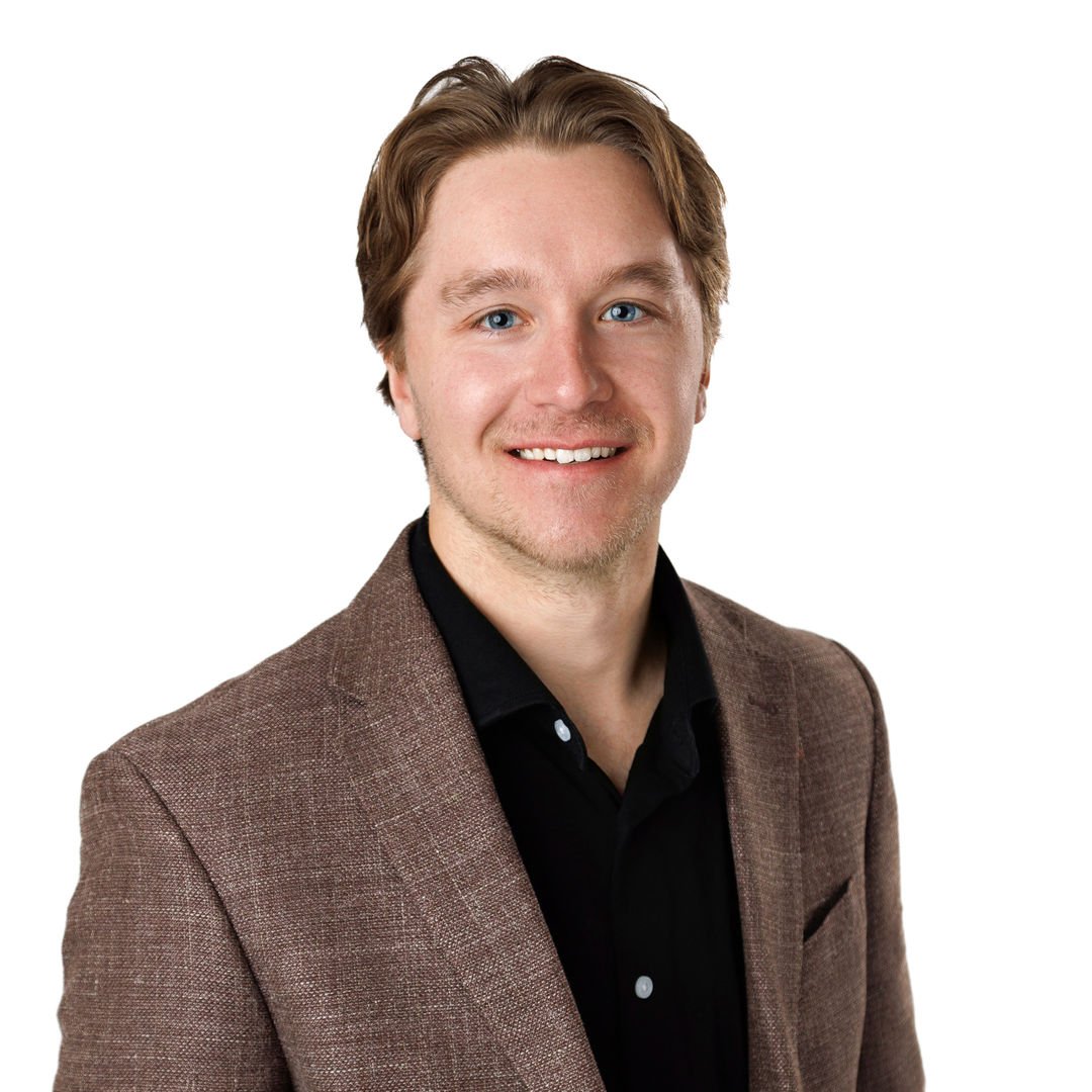 Carter Jones Nisswa, MN Real Estate Agent Headshot