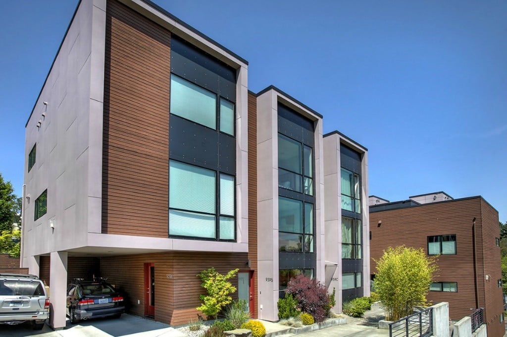 939 Martin Luther King Jr Way S #B
