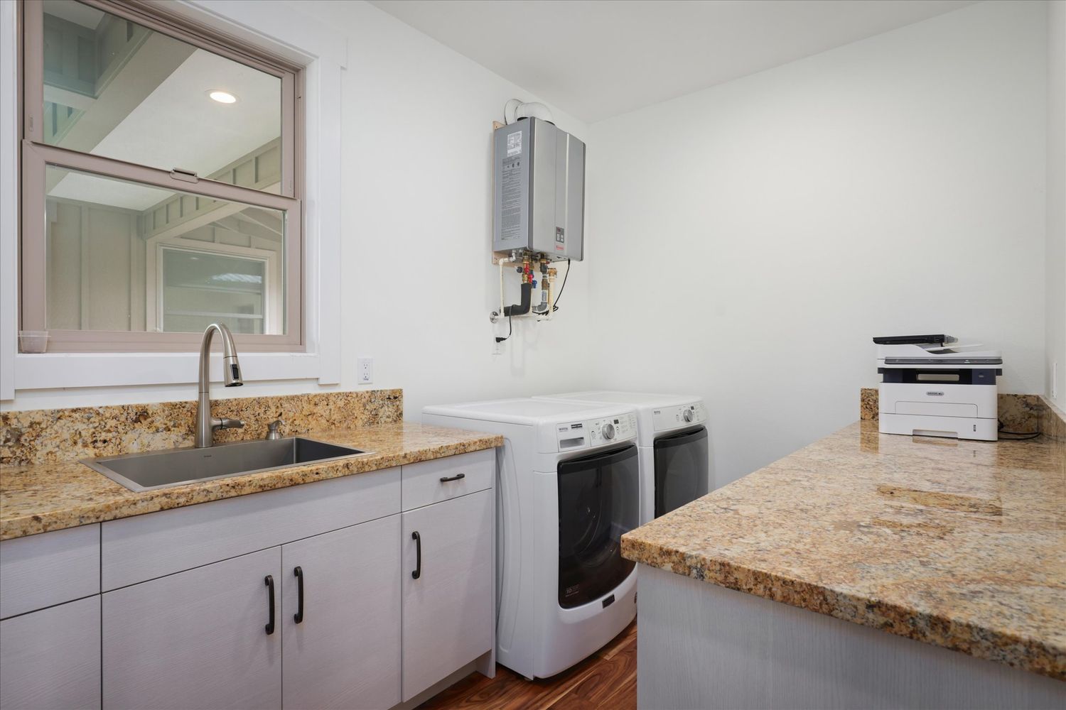 67-1027 Wainoenoe Rd