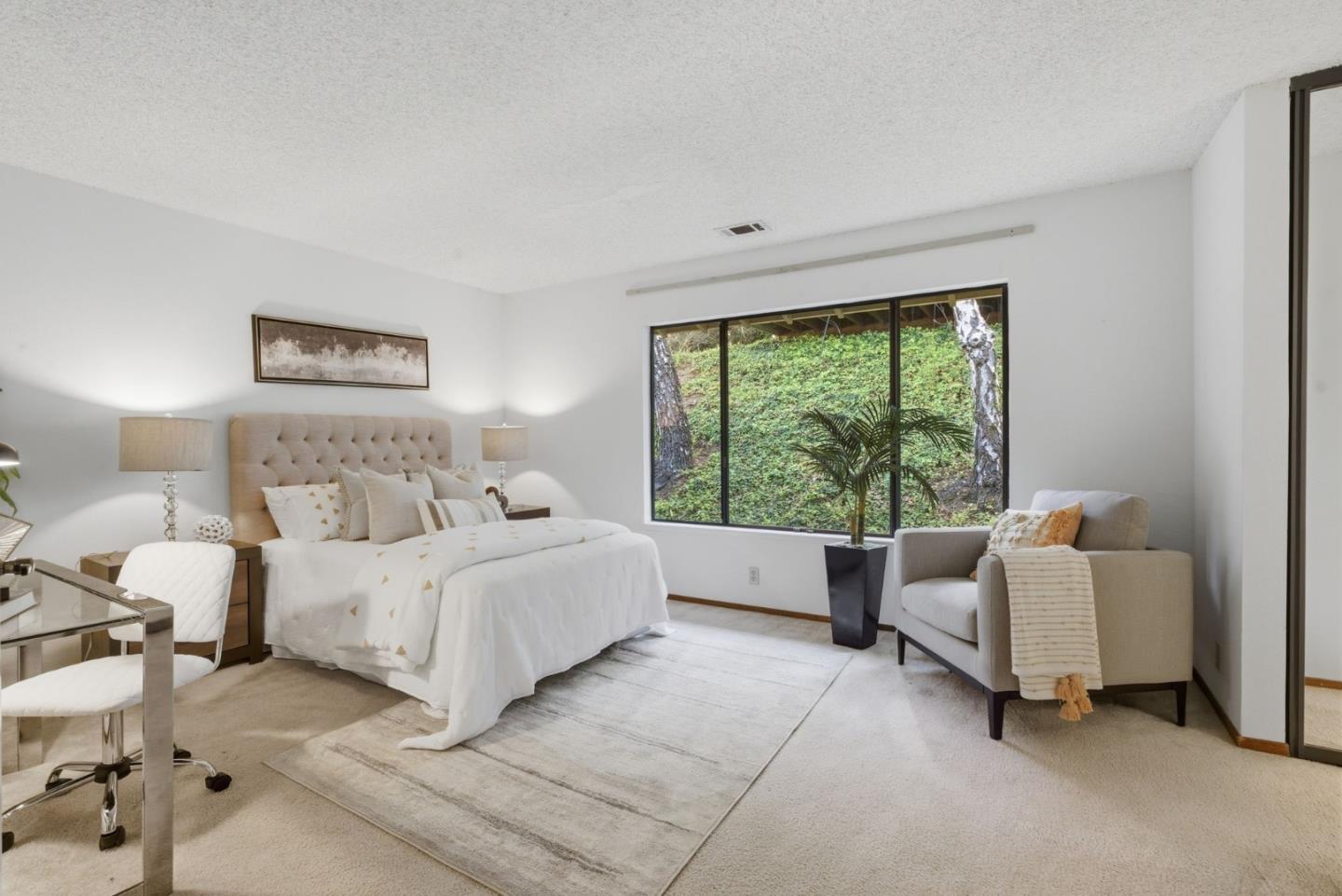 17 Azalea Ln, San Carlos