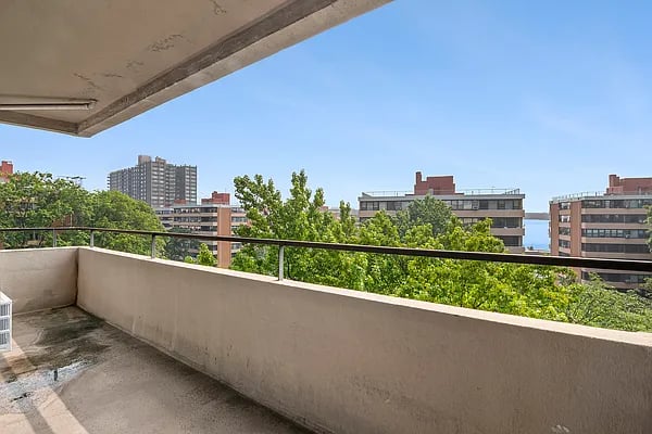 9-20 166th Street #7C