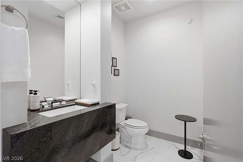 2790 La Bella Ct