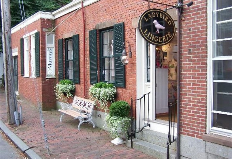 58E Main St