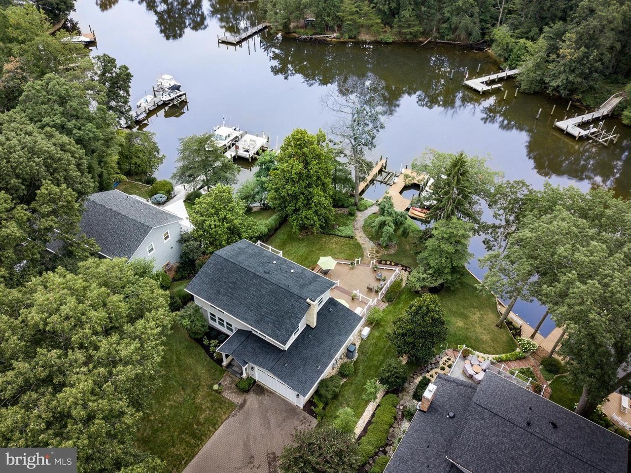183 Topeg Dr