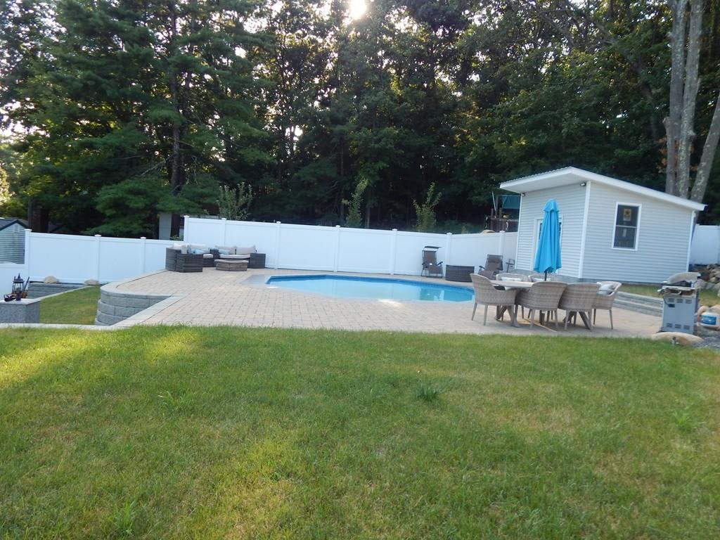 11 Ewald Ave