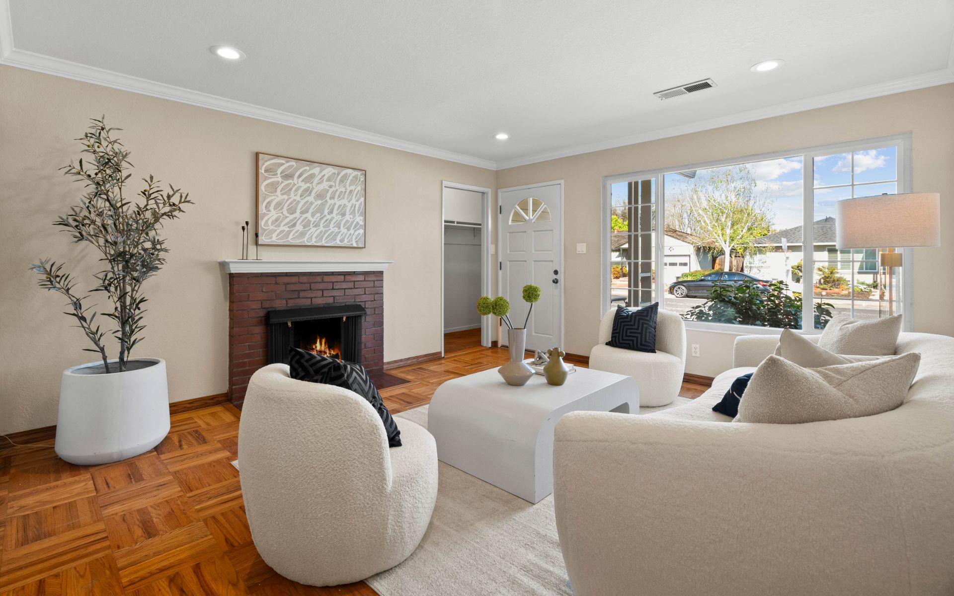 618 Armanini AVE