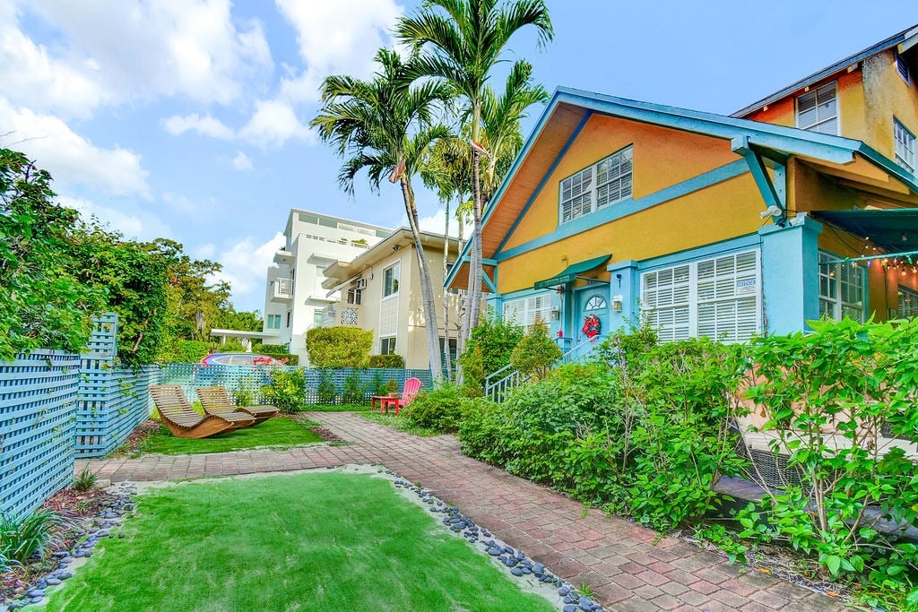 Boutique South Beach Hotel Sells by Luca Migliore