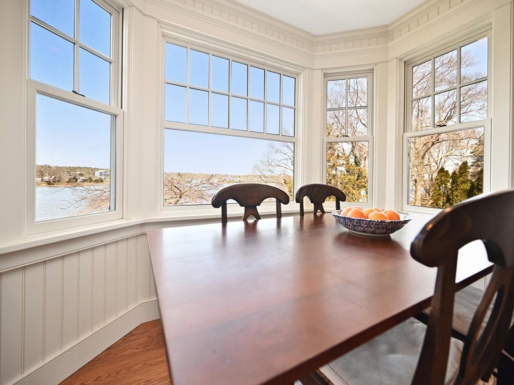 114 Hines Point