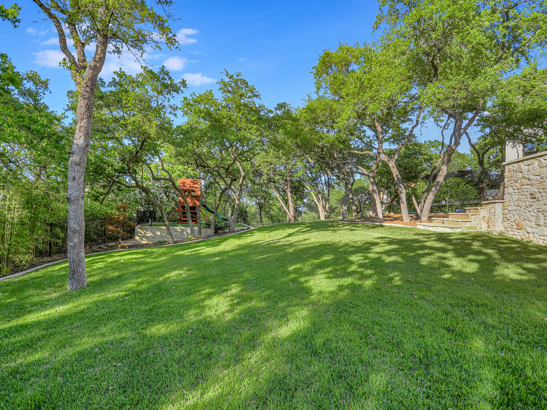 Resort amenities in Seven Oaks