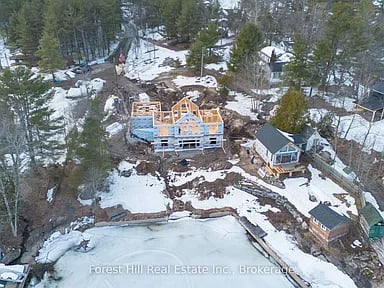 1111 Lakeshore Dr