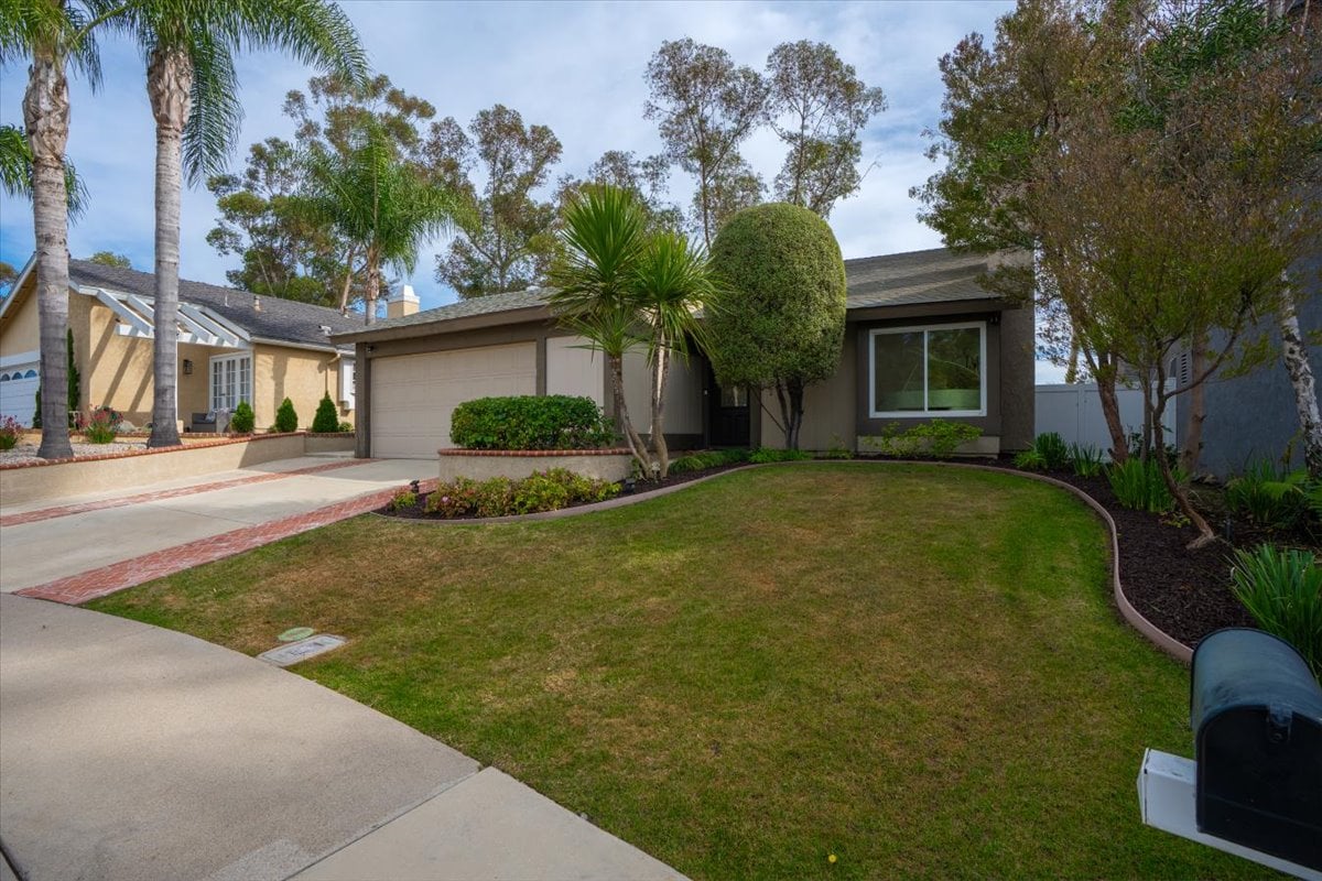 23956 Copenhagen St, Mission Viejo, CA 92691