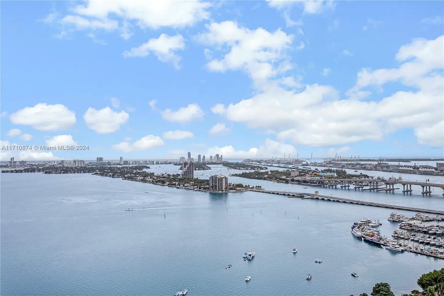 1900 N Bayshore Dr APT 2902