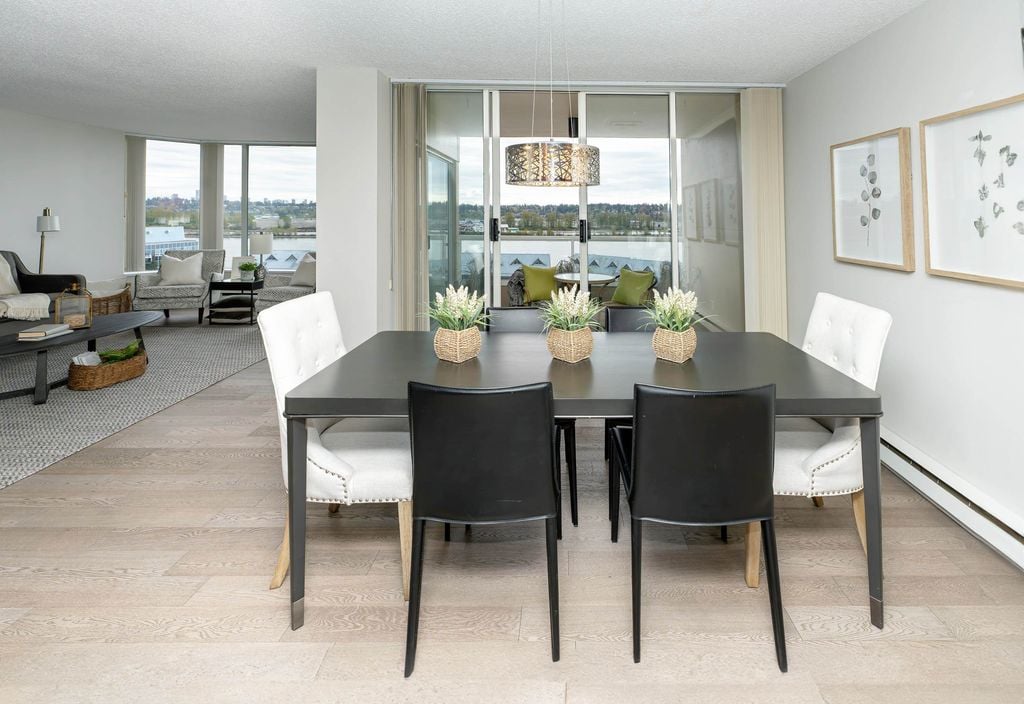1045 Quayside Dr, #1001