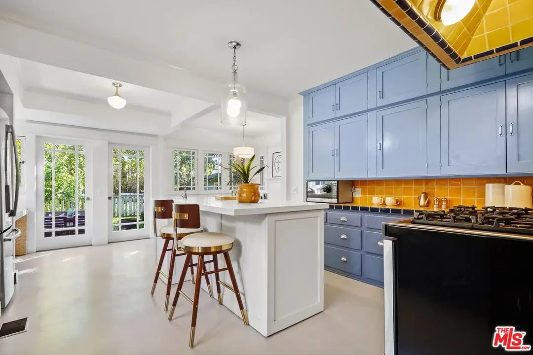 HISTORIC HOLLYWOOD 1917 CRAFTSMAN