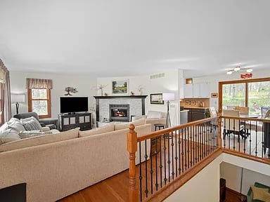 2120 Willowbrook Dr