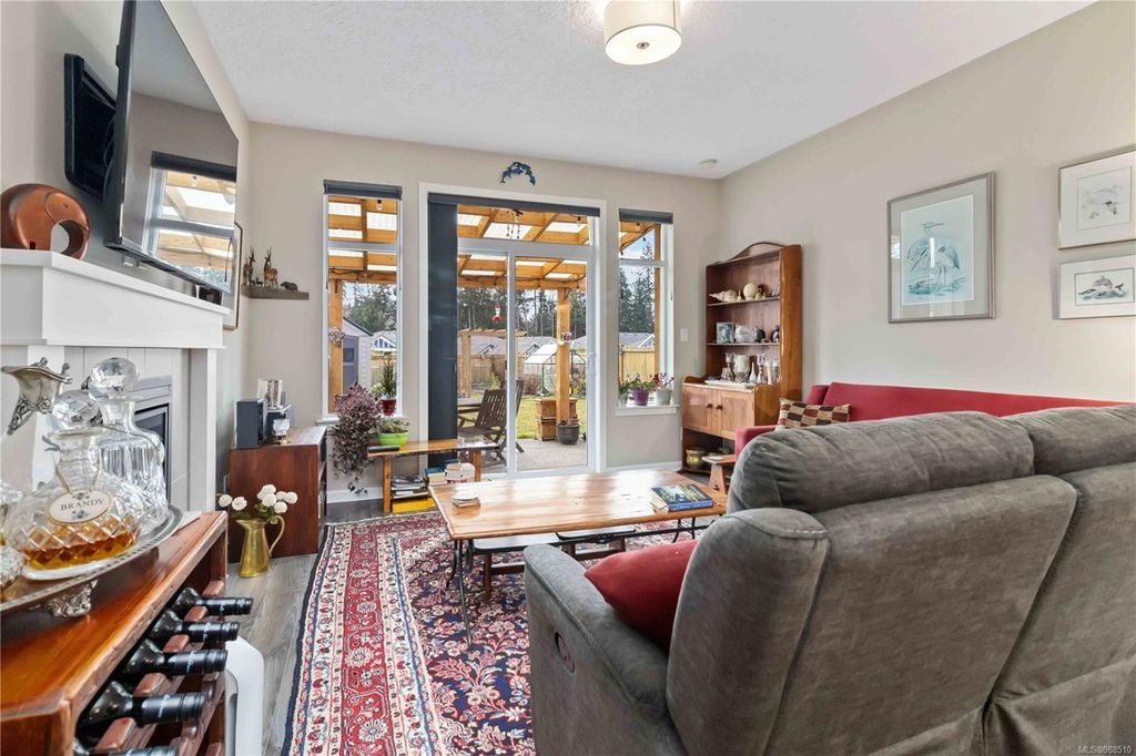 2471 Fern Wy