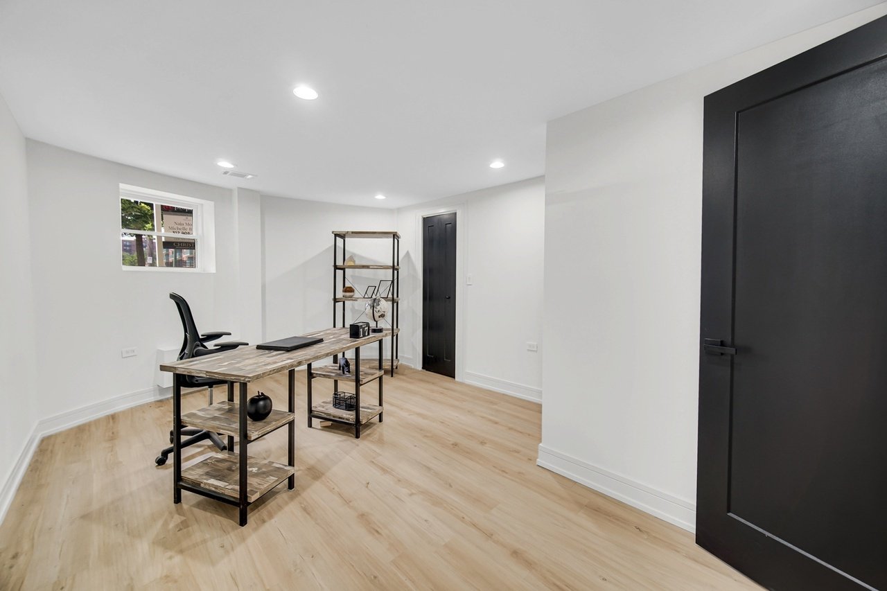 814 E 48th Street