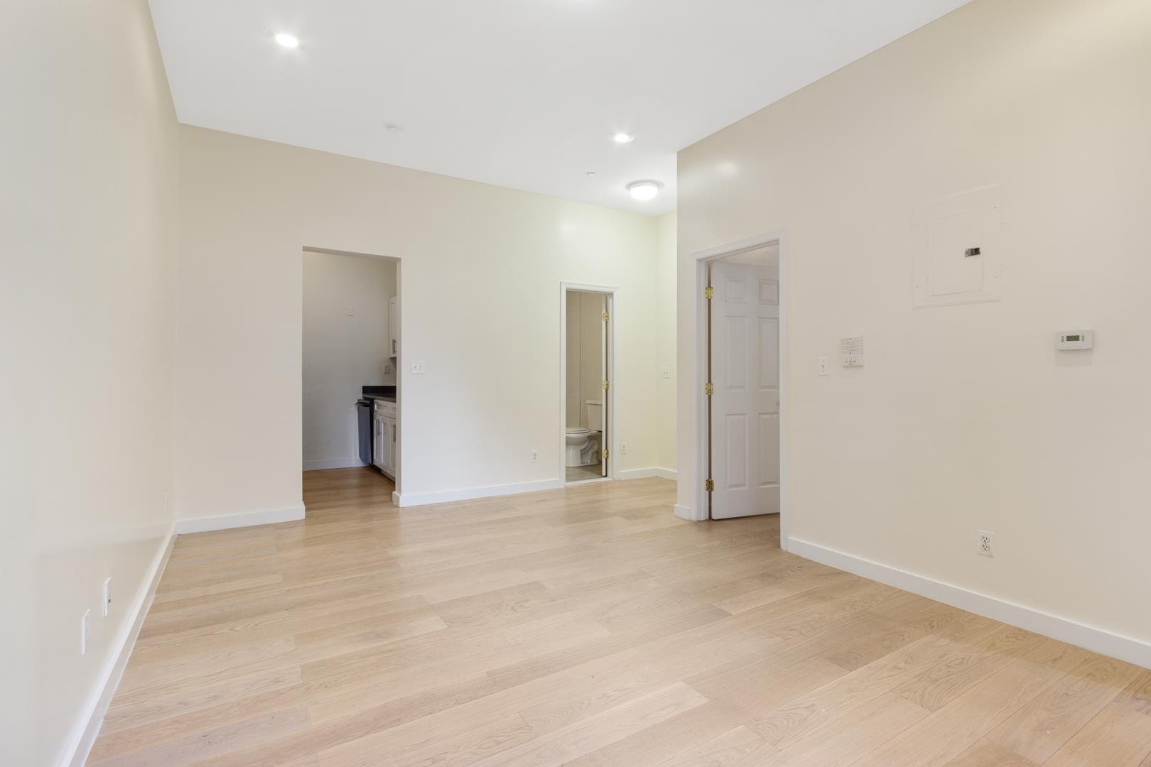 669 East 21st Street, Apt 2-R