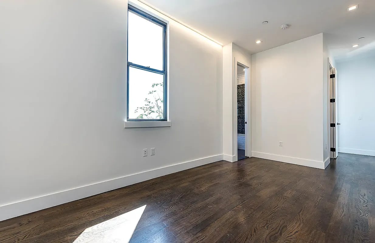 415 Suydam Street 4F