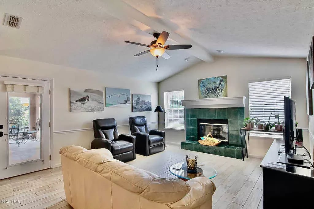400 Deep Forest Lane