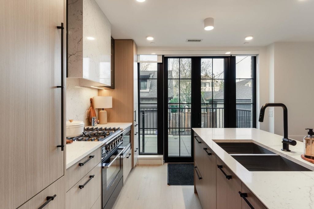 197 W King Edward Avenue, Vancouver